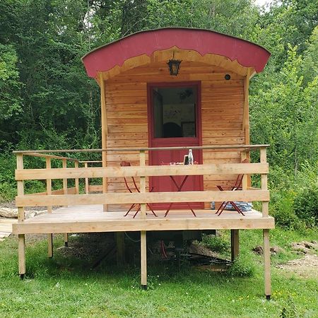 Le Val Du Pech Chantant Chambres D'Hotes Pern Zewnętrze zdjęcie